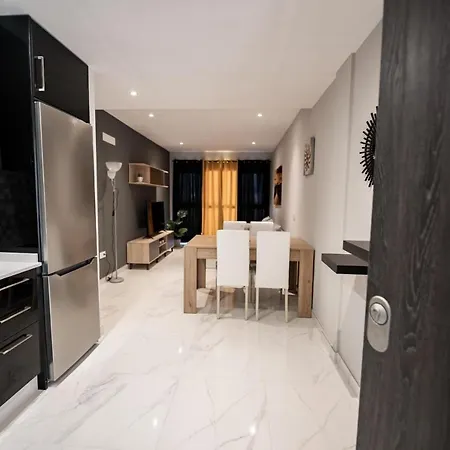 Aurea アパート *